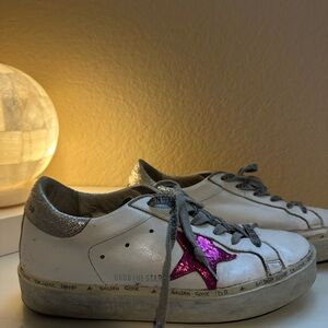 Golden Goose HI STAR White Sneakers with fuchsia Star and silver heel. EU 38